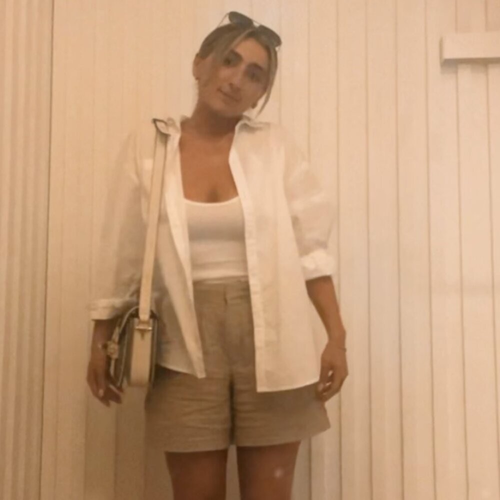 Old Navy Women's Beige Shorts